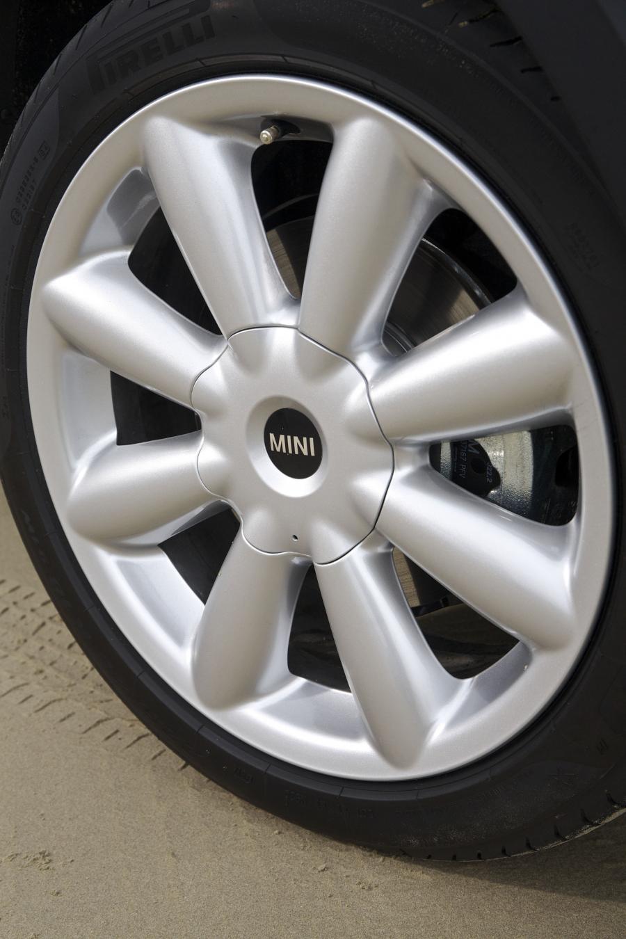  Mini Paceman Cooper SD 2013 года  (UK) (фото 5 из 97)